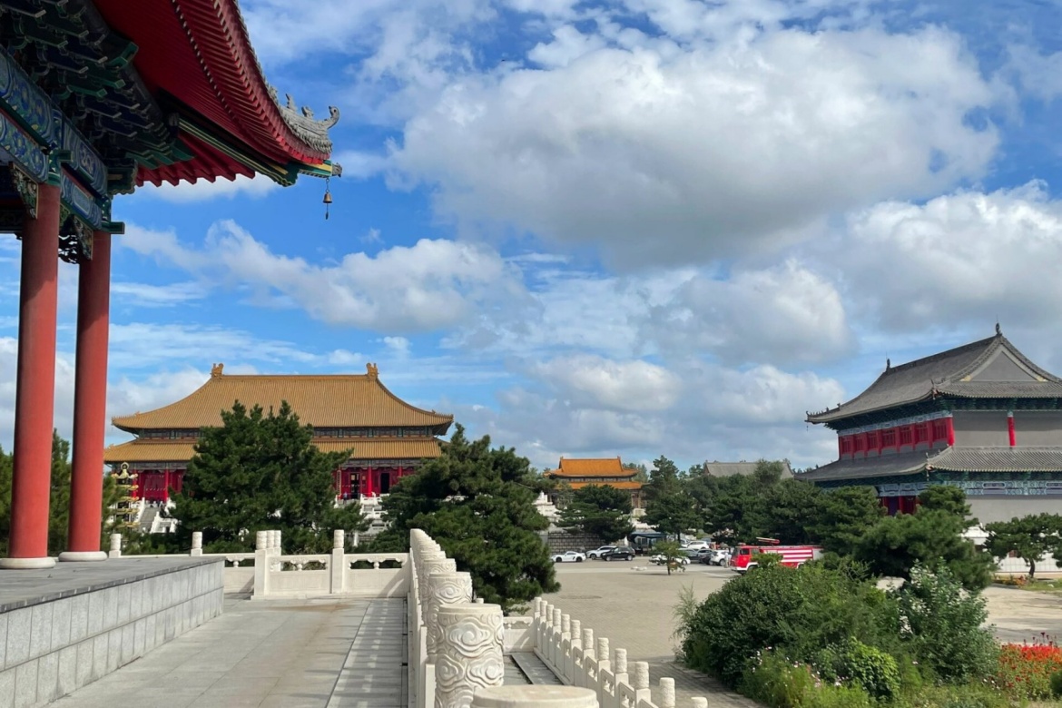 Songyuan Longhua Temple